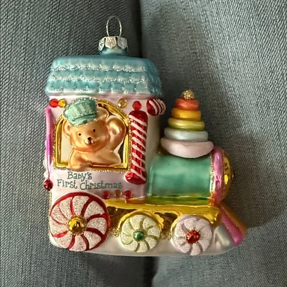 Baby's First Christmas Ornament - 2006 - Picture 3 of 6